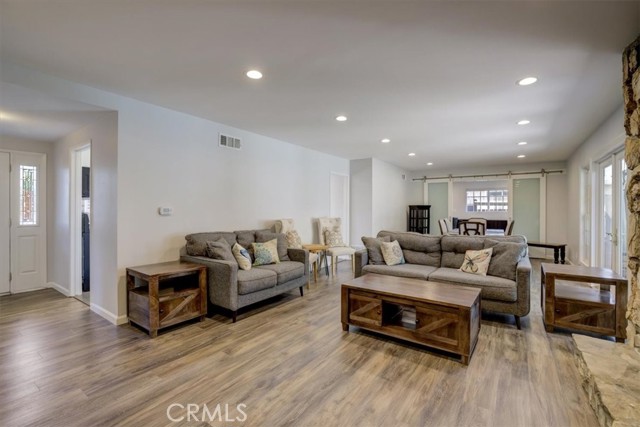 17127 Lorillard Street photo 8