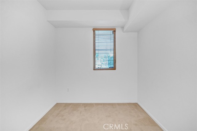 Detail Gallery Image 24 of 37 For 201 E Angeleno Ave #326,  Burbank,  CA 91502 - 2 Beds | 1 Baths