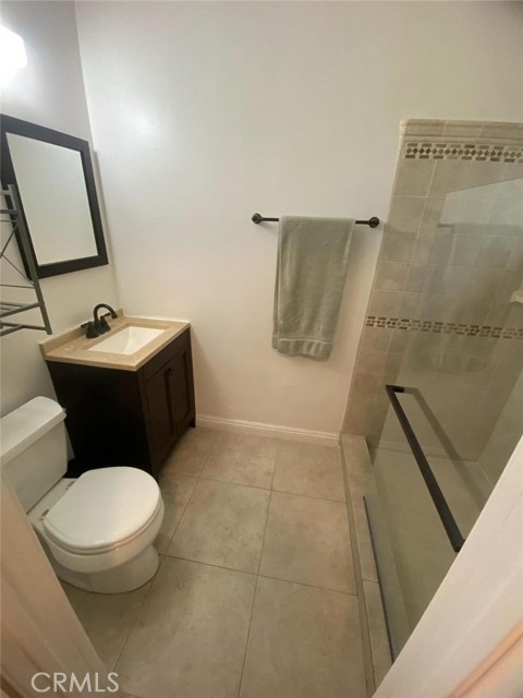 4940 La Calandria Way, Los Angeles CA: https://media.crmls.org/medias/7b0c7034-ad45-48df-90bb-b5ee6e0804d2.jpg