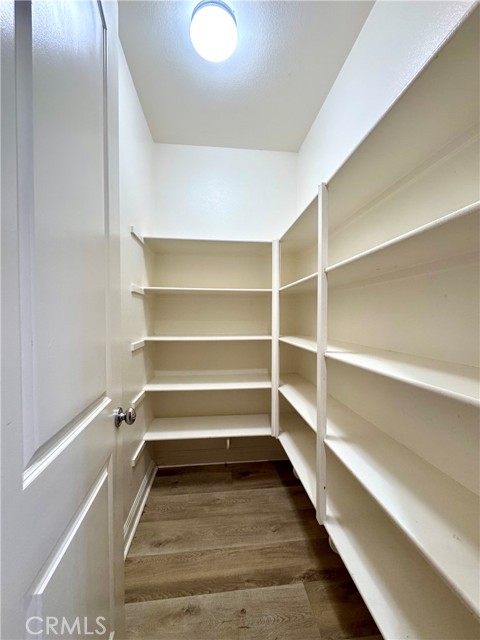 Detail Gallery Image 11 of 36 For 13945 Barnett Ln, Corona,  CA 92880 - 5 Beds | 3/1 Baths