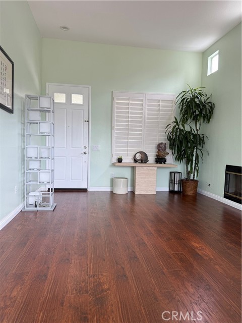 5904 E Bottlebrush Drive, Orange CA: https://media.crmls.org/medias/7b0d1537-7dbf-4fbc-af5c-0f927898bb75.jpg