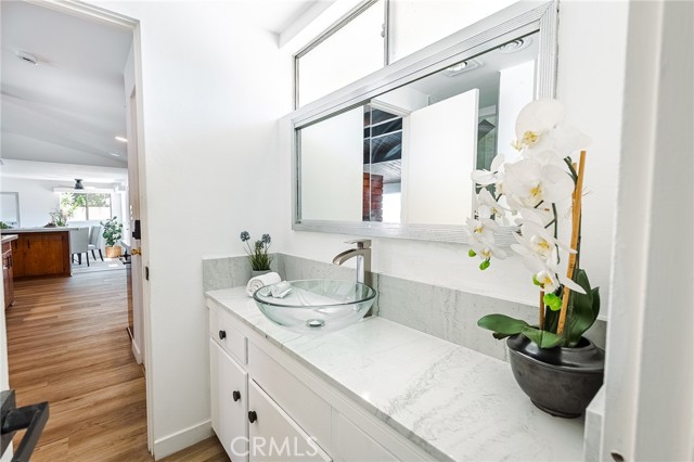 5835 Los Santos Way, Buena Park CA: https://media.crmls.org/medias/7b0d5f86-1260-4252-88c4-5eae2a77f7ea.jpg