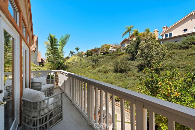 22242 Wayside, Mission Viejo CA: https://media.crmls.org/medias/7b0d7748-5e7e-4dda-bdc6-c8aa1e369144.jpg