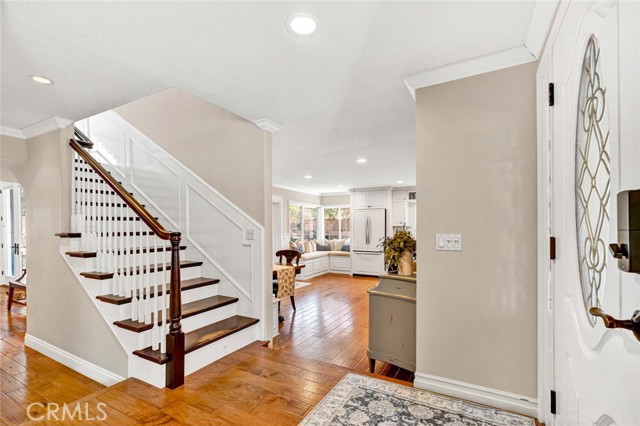 Image 42 of 60 For 20012 Mural Circle