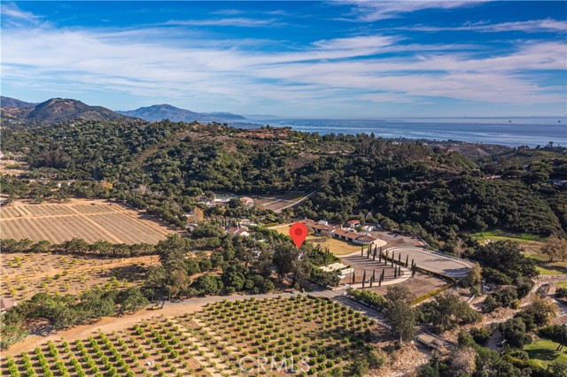 2347 E Valley Road, Montecito CA: https://media.crmls.org/medias/7b0df3e6-1a57-4260-8c51-d39caba883a4.jpg
