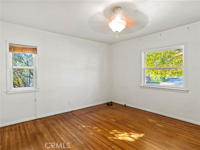 Detail Gallery Image 16 of 41 For 210 W Ash Ave, Burbank,  CA 91502 - 2 Beds | 1 Baths