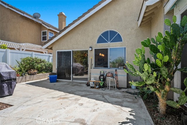 Detail Gallery Image 14 of 19 For 3327 Sterling Dr, Corona,  CA 92882 - 3 Beds | 2 Baths