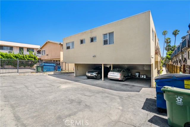 523 E Hazel Street, Inglewood CA: https://media.crmls.org/medias/7b0f0963-f86b-4548-a7f7-06333a3d0fd9.jpg