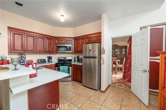 Detail Gallery Image 9 of 32 For 22527 Mountain View Rd, Moreno Valley,  CA 92557 - 4 Beds | 3 Baths