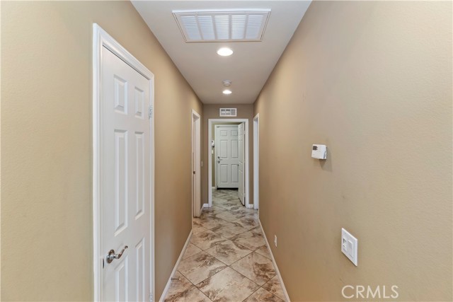 16183 Village Meadow Drive, Riverside CA: https://media.crmls.org/medias/7b0f36d5-37c5-4244-8eea-ce1bdc81ee67.jpg