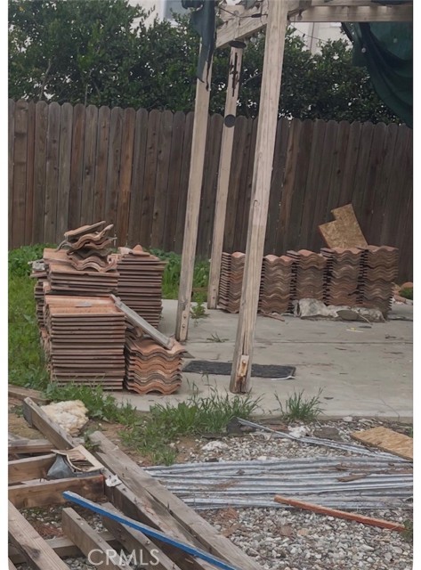 Detail Gallery Image 4 of 4 For 10943 Shady Glade, Moreno Valley,  CA 92557 - 4 Beds | 3 Baths