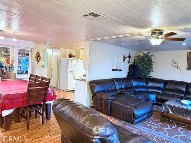 Detail Gallery Image 12 of 26 For 2500 N Highway 59 #70,  Merced,  CA 95348 - 3 Beds | 2 Baths
