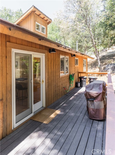 Detail Gallery Image 16 of 40 For 1069 Berne Dr, Crestline,  CA 92325 - 4 Beds | 2 Baths