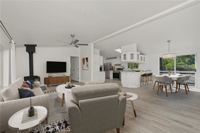 Detail Gallery Image 3 of 26 For 2667 Howard Ave, Lakeport,  CA 95453 - 3 Beds | 2 Baths