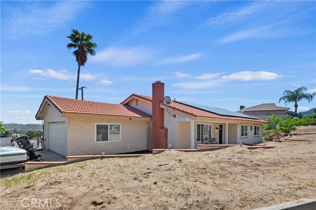 15160 Darnell Drive, Lake Elsinore CA: https://media.crmls.org/medias/7b102f71-8a1a-41da-986b-224d74125669.jpg