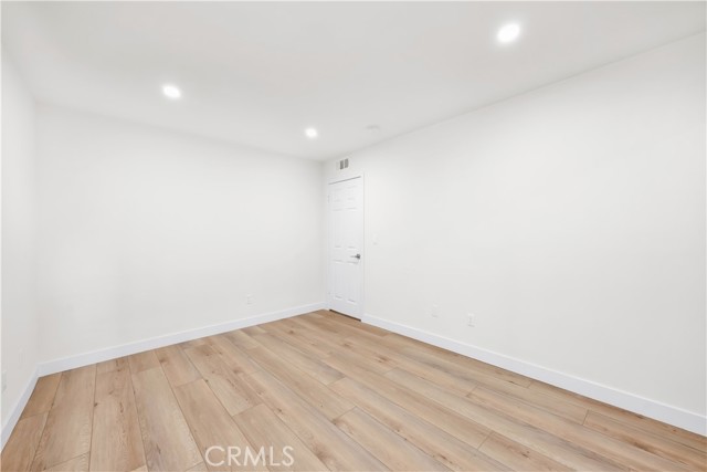 Detail Gallery Image 13 of 15 For 1132 Elm Ave #108,  Glendale,  CA 91201 - 1 Beds | 1/1 Baths