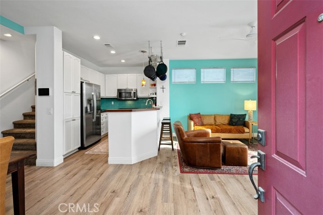 Image 5 of 33 For 134 Las Flores