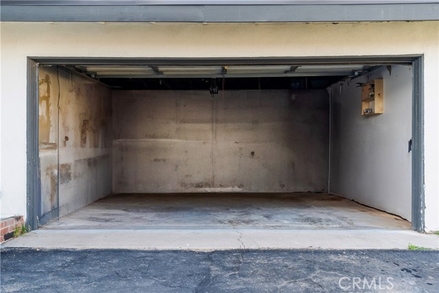 Detail Gallery Image 4 of 34 For 5670 Dogwood St, San Bernardino,  CA 92404 - 3 Beds | 2 Baths