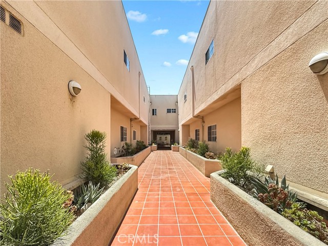 Detail Gallery Image 21 of 22 For 468 W Huntington Dr #1,  Arcadia,  CA 91007 - 3 Beds | 3 Baths