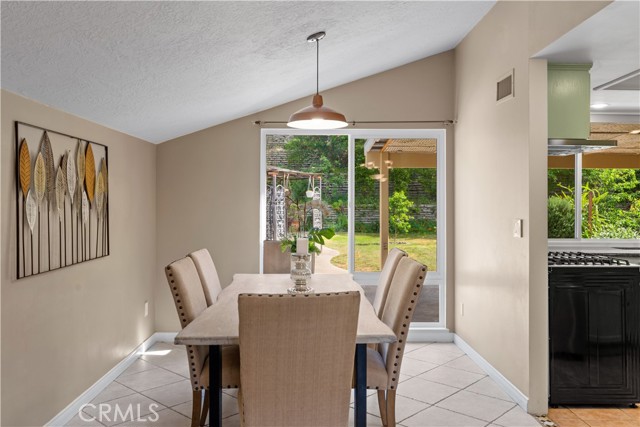 26612 Estanciero, Mission Viejo CA: https://media.crmls.org/medias/7b11a0df-3309-4a2c-bc89-908b3438dfde.jpg
