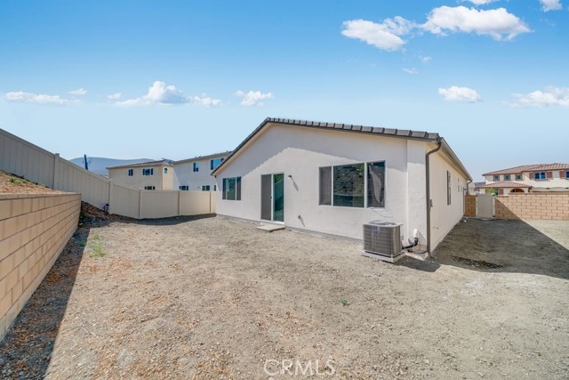 Detail Gallery Image 17 of 19 For 33254 Celadon Ave, French Valley,  CA 92695 - 3 Beds | 2/1 Baths