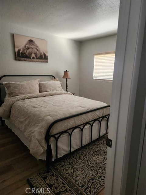 Detail Gallery Image 8 of 12 For 326 Imperial Ave, Sugarloaf,  CA 92386 - 2 Beds | 1 Baths