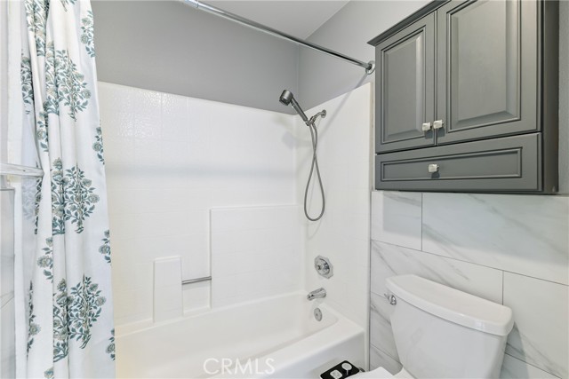 Detail Gallery Image 19 of 31 For 6180 Old Village Rd #64,  Yorba Linda,  CA 92887 - 2 Beds | 2/1 Baths