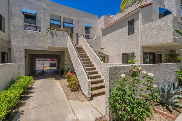 623 Park Shadow Court, Baldwin Park CA: https://media.crmls.org/medias/7b144ba8-a251-4e5e-a5a5-179bf178baf6.jpg
