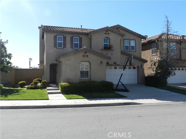 16555 El Revino Dr, Fontana, CA 92336