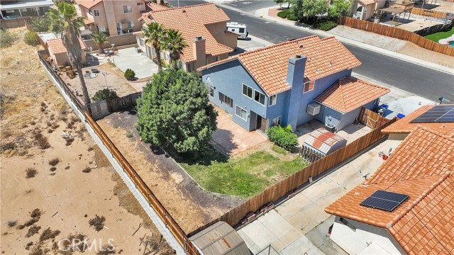 12725 Sundown Road, Victorville CA: https://media.crmls.org/medias/7b157874-439d-4471-b7d4-d35ceb3aa6f1.jpg