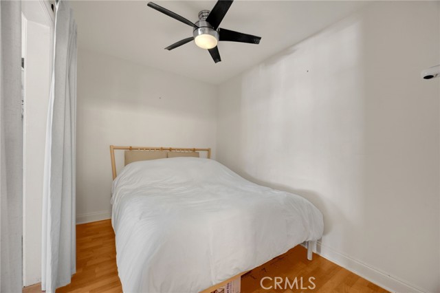 300 Cagney Lane, Newport Beach CA: https://media.crmls.org/medias/7b15b0f9-78ce-4753-86d1-abe723193f66.jpg
