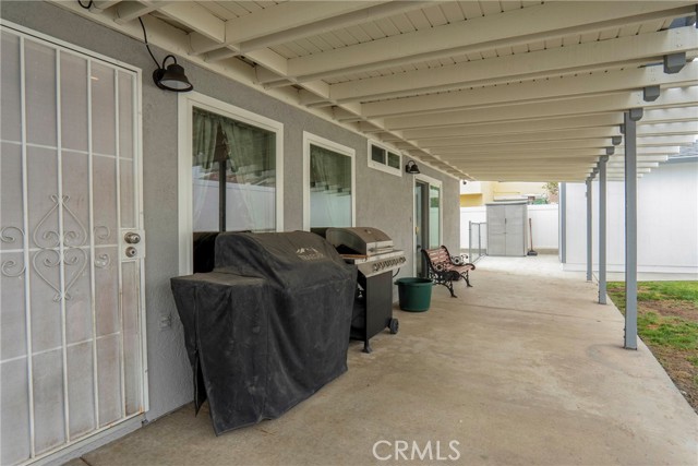 7483 Catalpa Avenue, Highland CA: https://media.crmls.org/medias/7b165f0d-c655-4a8c-ba50-708030de2fb6.jpg
