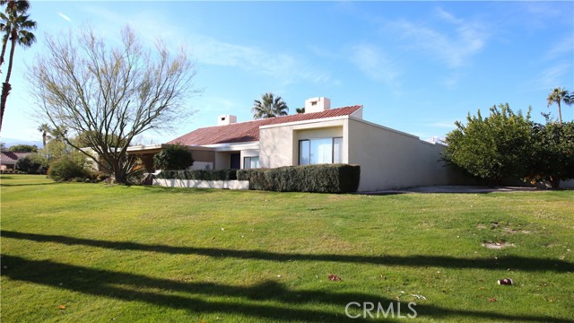 Detail Gallery Image 10 of 40 For 34670 Mission Hills Dr #7,  Rancho Mirage,  CA 92270 - 2 Beds | 2/1 Baths