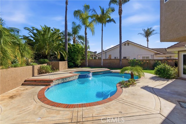 Detail Gallery Image 33 of 38 For 5750 Sugar Pine Dr, Yorba Linda,  CA 92886 - 4 Beds | 3 Baths