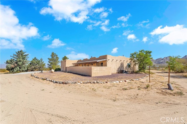 Detail Gallery Image 45 of 61 For 38147 Rabbit Springs Rd, Lucerne Valley,  CA 92356 - 3 Beds | 2 Baths