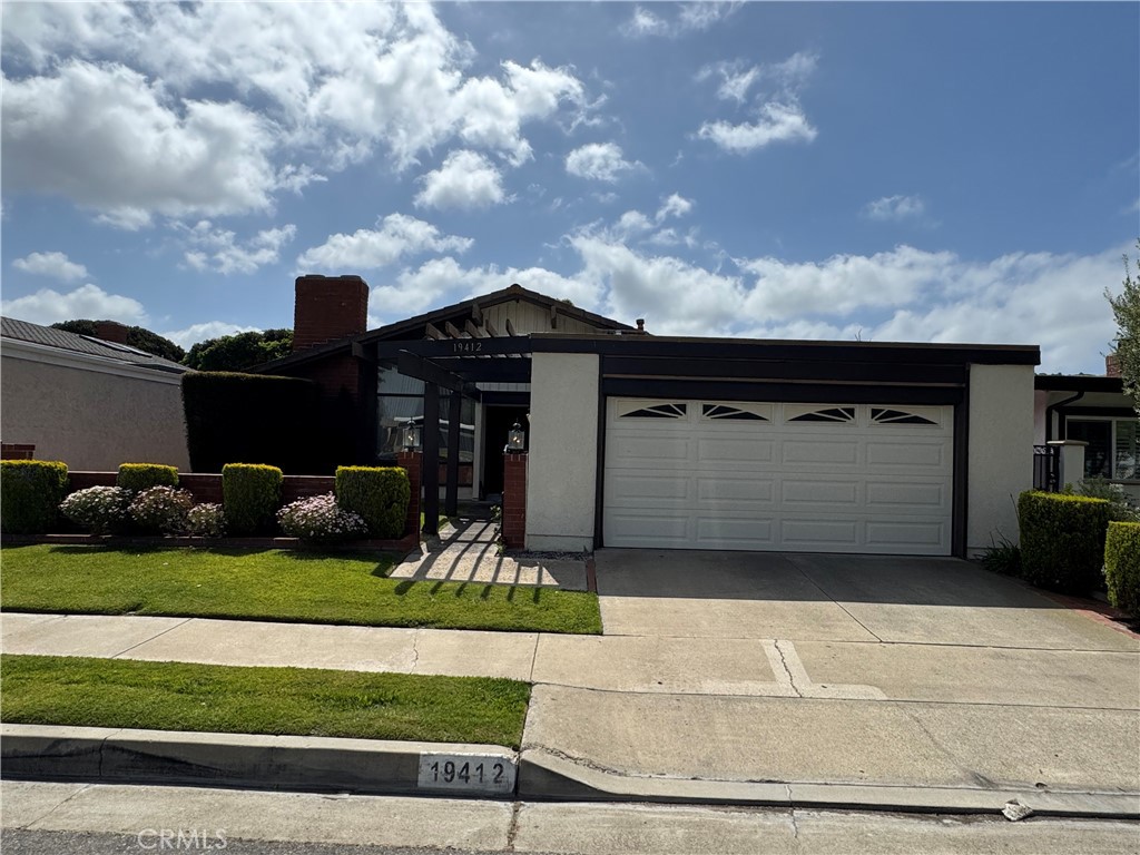 19412 Sierra Chula Road