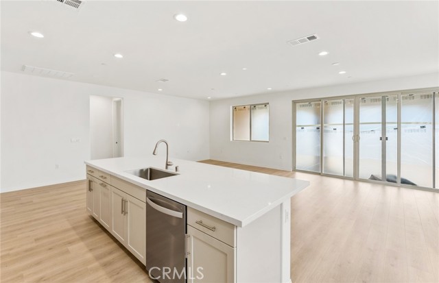 25281 Violane Drive, Menifee CA: https://media.crmls.org/medias/7b18f89d-5eea-409d-9efd-46d911be37f7.jpg