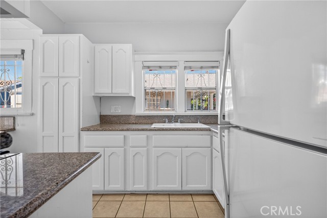 Detail Gallery Image 24 of 43 For 521 Olive Ave, Long Beach,  CA 90802 - – Beds | – Baths