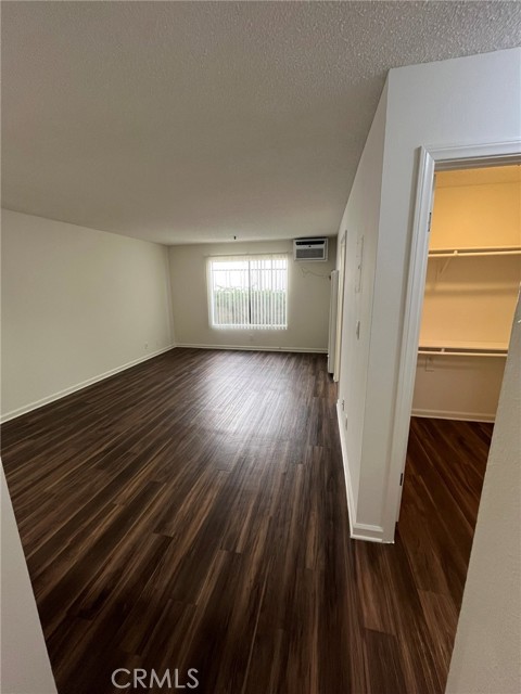 5418 Hermitage Avenue, North Hollywood CA: https://media.crmls.org/medias/7b199034-3c5d-4dea-8fbc-d75025a0e7c0.jpg