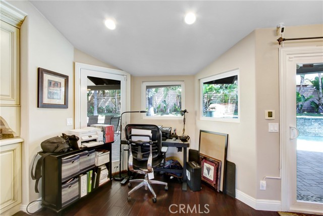 Detail Gallery Image 20 of 45 For 533 Woodhaven Ct, Upland,  CA 91786 - 4 Beds | 3/1 Baths