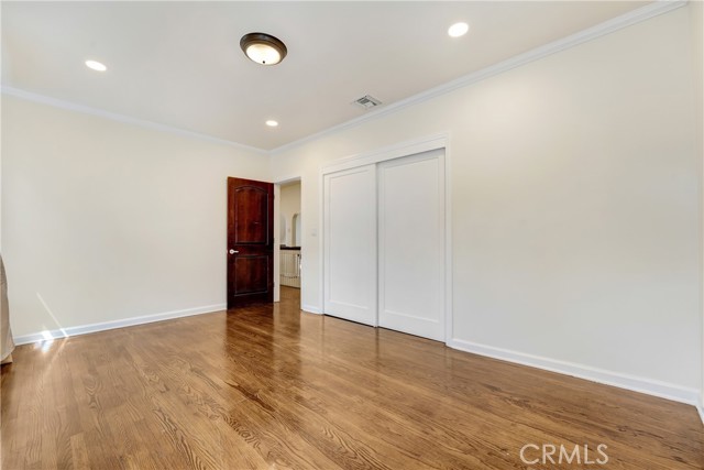 816 S Longwood, Los Angeles CA: https://media.crmls.org/medias/7b1a4a38-af16-4e91-aa09-99f704ceddce.jpg
