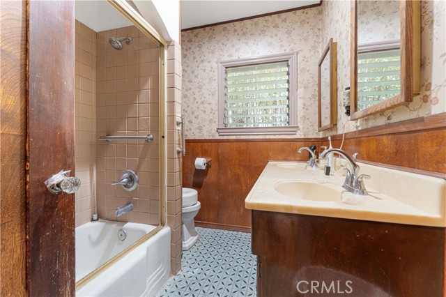1194 Avoca Avenue, Pasadena CA: https://media.crmls.org/medias/7b1a7d12-ea8b-4fbf-9970-32d6baf95e0b.jpg