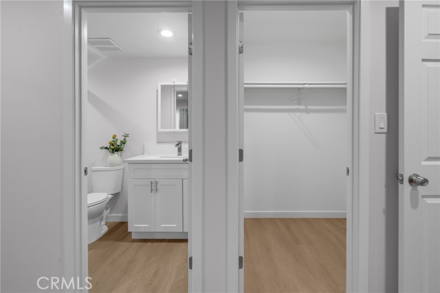 4032 Elsa Street, Lakewood CA: https://media.crmls.org/medias/7b1b9687-6427-4917-a4fb-0e4a2ac5fe7d.jpg