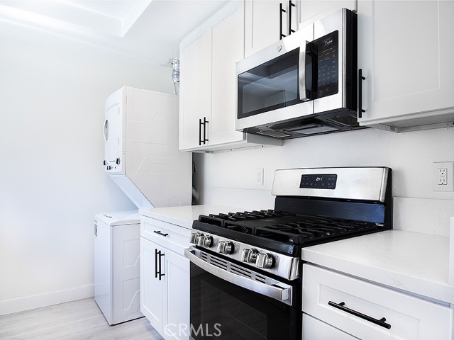 831 Glendale Boulevard, Los Angeles CA: https://media.crmls.org/medias/7b1c555e-951f-4955-ba8d-3c8054e9eb00.jpg