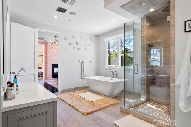 Detail Gallery Image 30 of 45 For 4151 Greenbush Ave, Sherman Oaks,  CA 91423 - 5 Beds | 6 Baths