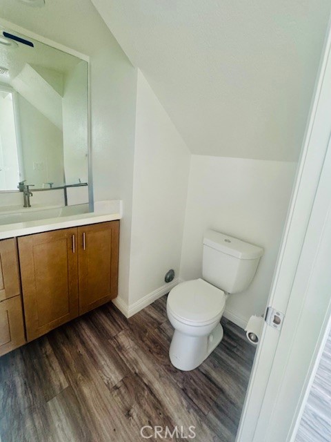 Detail Gallery Image 6 of 7 For 864 Buchanan Ct, Brea,  CA 92821 - 3 Beds | 2/1 Baths