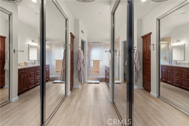 6118 E Garnet Circle, Anaheim CA: https://media.crmls.org/medias/7b1ca08d-9461-4988-87d2-c0db6c3f91aa.jpg
