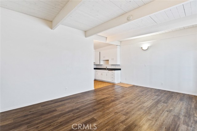 Detail Gallery Image 4 of 15 For 102 Avenida Pelayo #B,  San Clemente,  CA 92672 - 1 Beds | 1 Baths