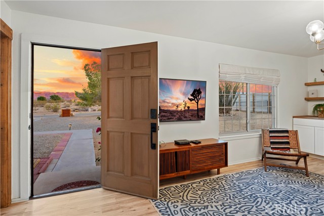 Detail Gallery Image 9 of 57 For 63608 Jadeite St, Joshua Tree,  CA 92252 - 2 Beds | 1 Baths