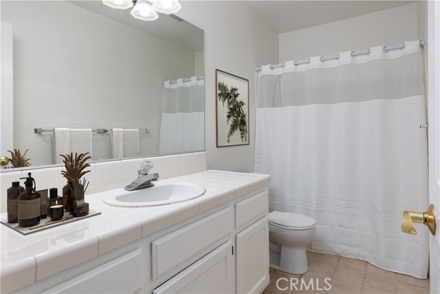 Detail Gallery Image 11 of 17 For 225 W Central Ave #C,  Monrovia,  CA 91016 - 2 Beds | 2 Baths